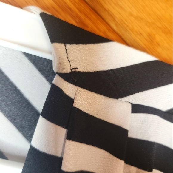 Worthington small stretch cinched waist black and white striped v neck blouse - Picture 6 of 12